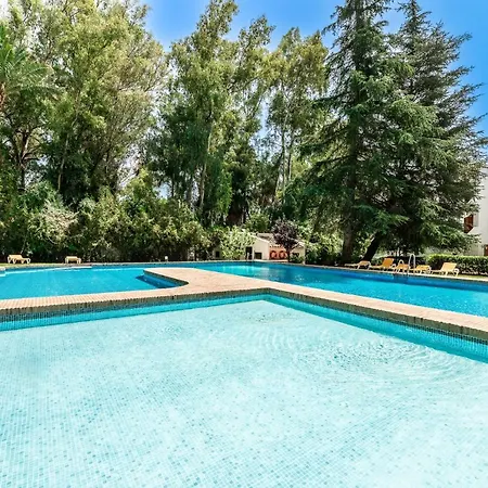 Large 2br Penthouse Near Banus *