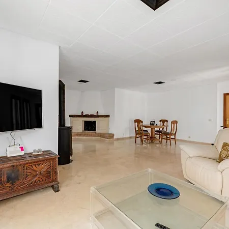 Large 2br Penthouse Near Banus Apartment