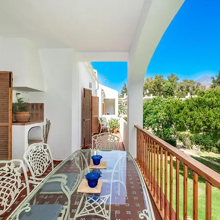 Large 2br Penthouse Near Banus *